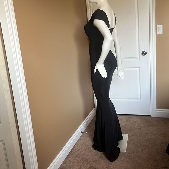 Very simple long black dress/Size S - Picture 5 of 13
